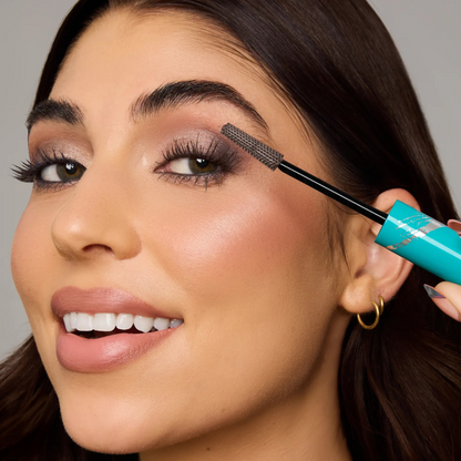 LashMagique™ – Mascara Allongeant et Volumisante Waterproof