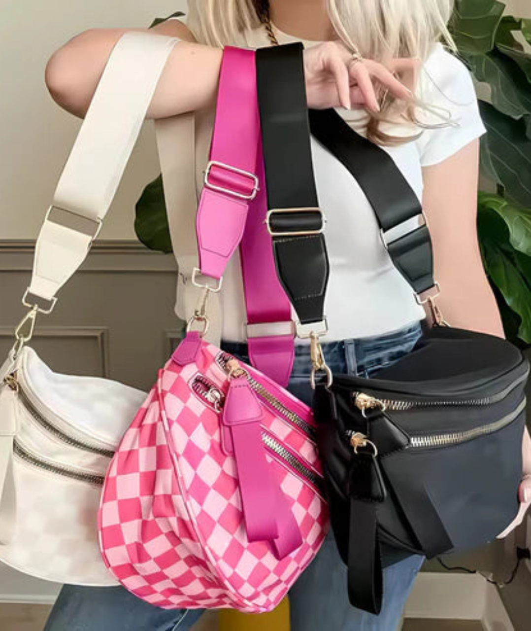 MomEase™– Sac Banane de Sortie Compact & Stylé.