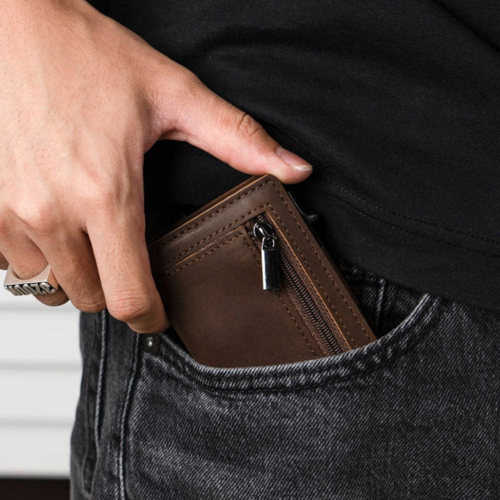 SécuriPorte™ – Portefeuille Anti-RFID Élégant et Compact