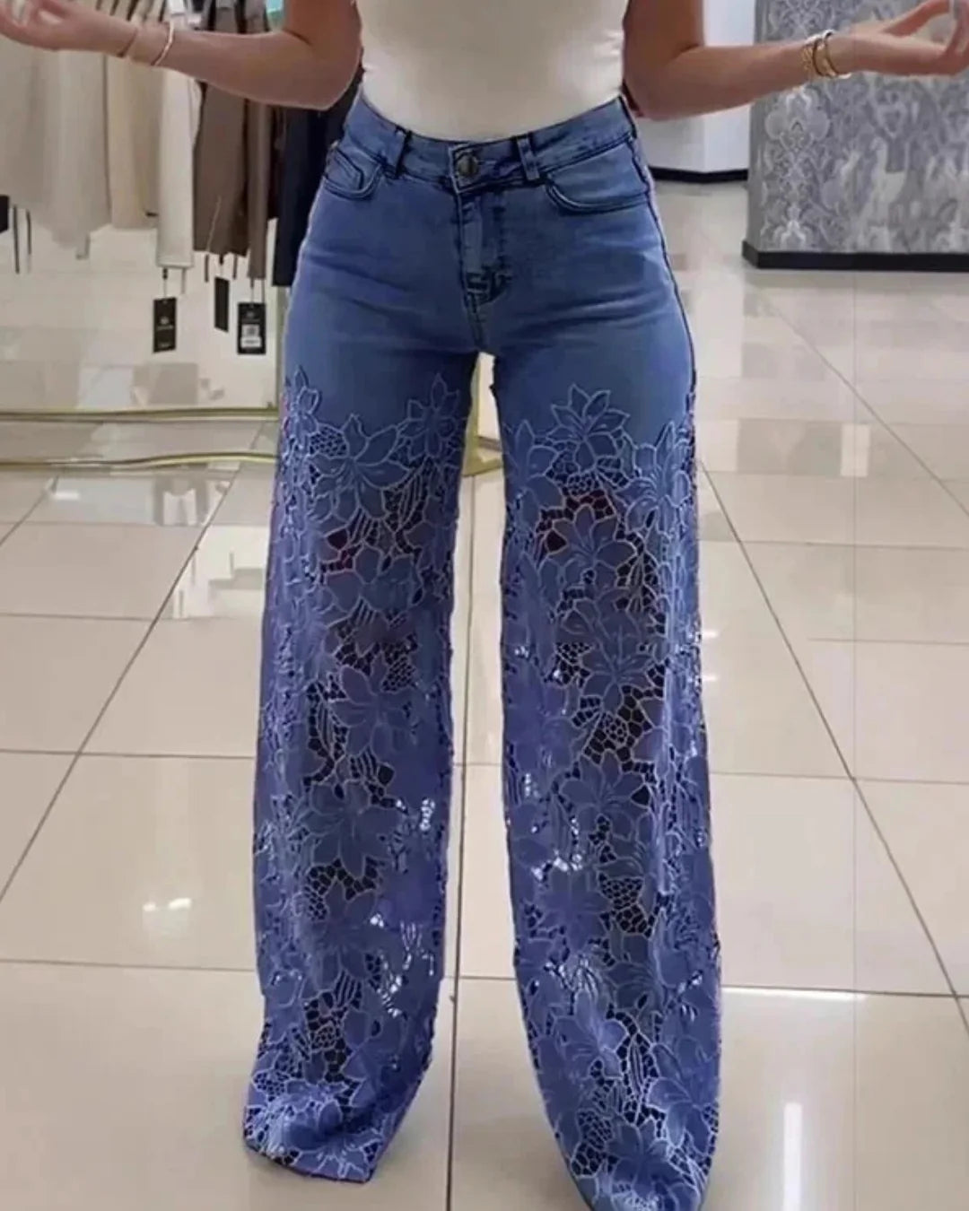 Le Jean Dentelle | Coupe Mi-Haute Flatteuse — DenimElle
